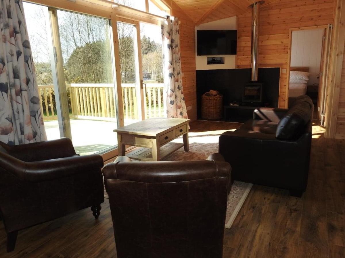 Birch Lodge, Pitlandie - Luxury 2 Bedroom With Sauna * Perth