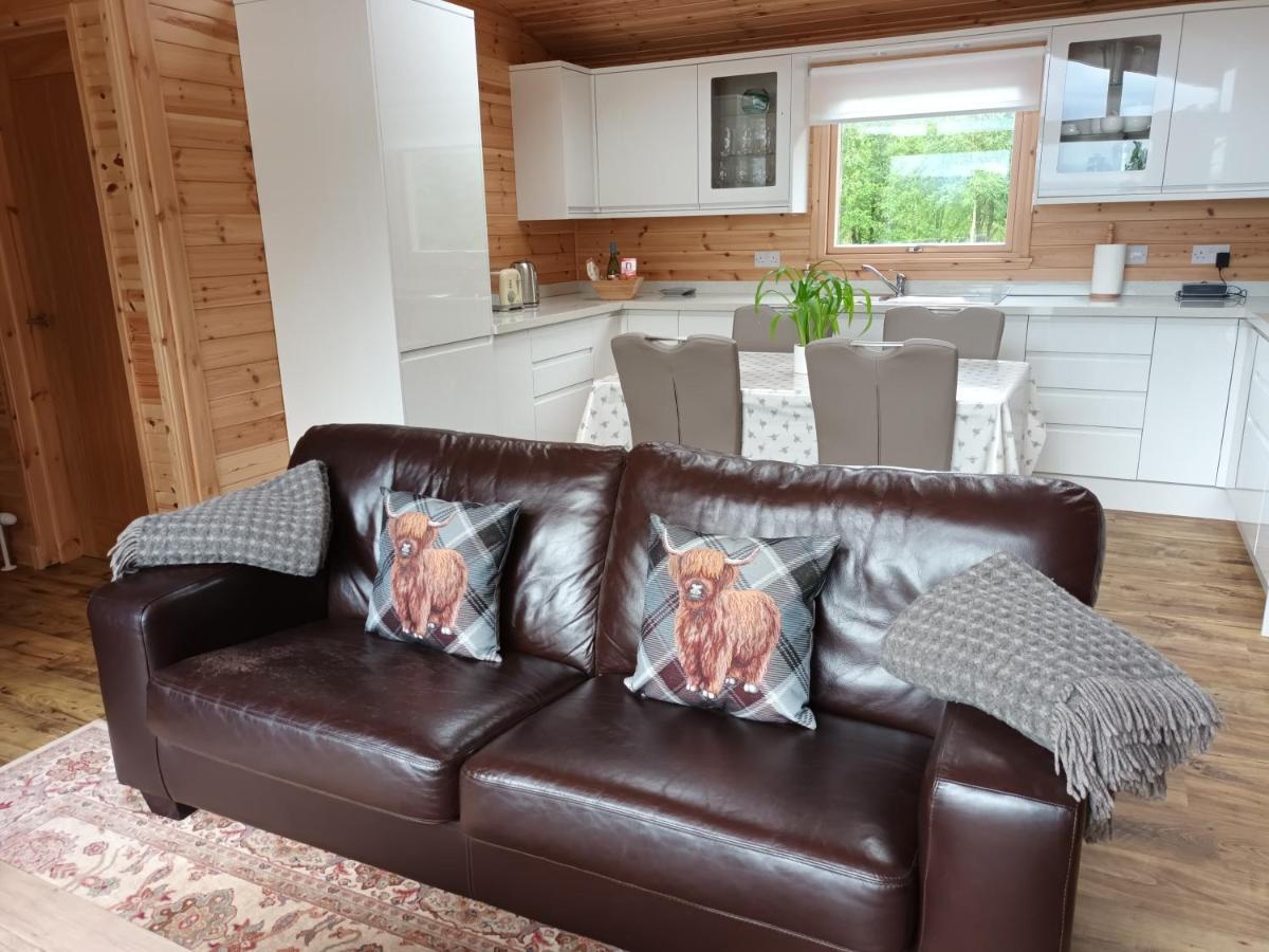 Birch Lodge, Pitlandie - Luxury 2 Bedroom With Sauna Holiday home