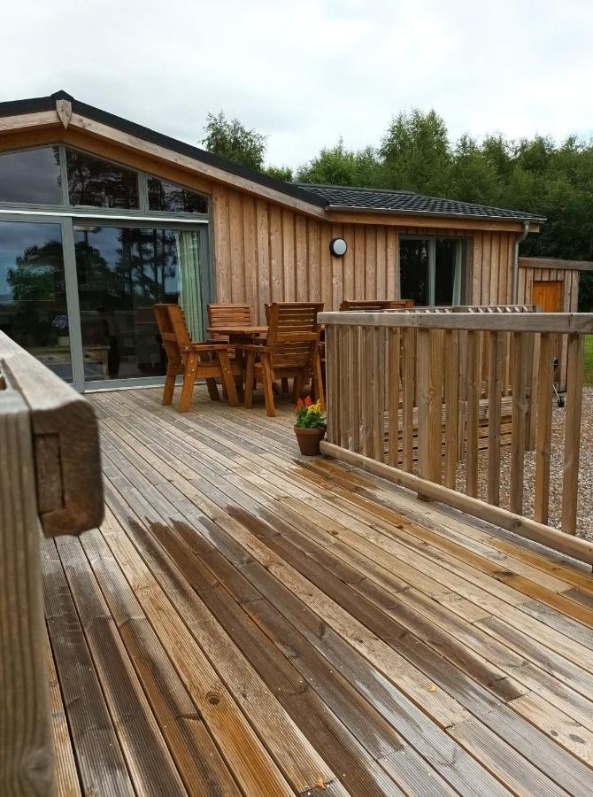Birch Lodge, Pitlandie - Luxury 2 Bedroom With Sauna